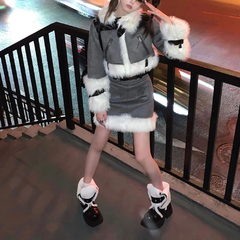甘くてクールな韓国風のバイク衣装セット秋冬ファーカラーのパッチワークコートハイウエストのスリミングショートスカートツーピースセット