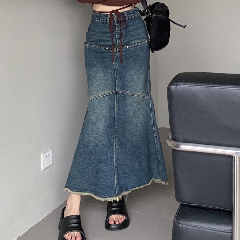 スカート ボトムス デニムスカート ロング ロング丈 マキシ マキシ丈 フレア Aライン ハイウエスト デニム ブルーデニム かわいい 大人可愛い シンプル カジュアル おしゃれ お洒落 かっこいい