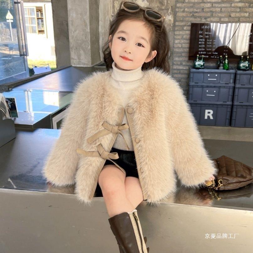 2024新しい赤ちゃん女の子コートイミテーションファーセーター子供用リボンスタイルプラッシュトップ秋と冬服