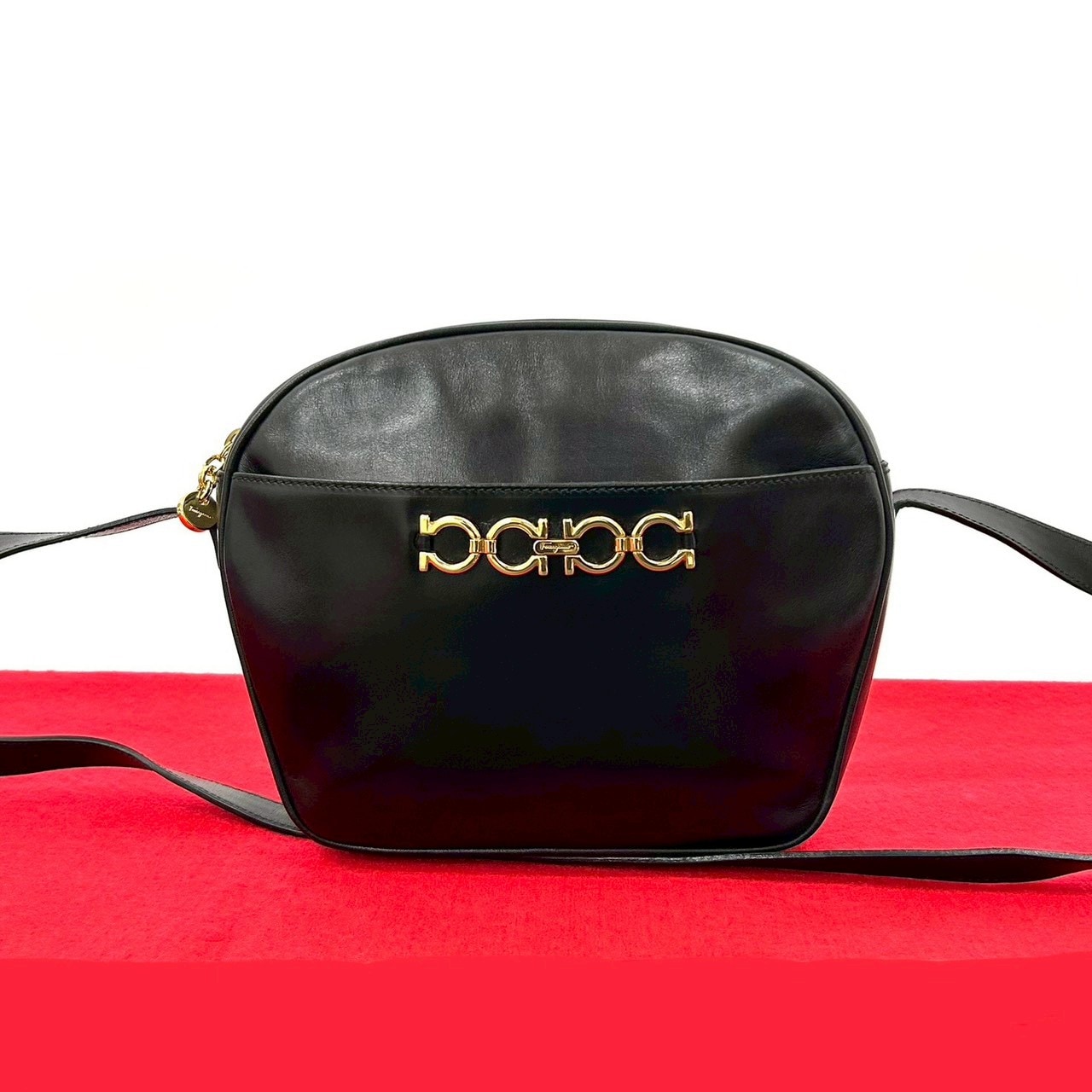 ヴィンテージ ガンチーニ 金具ショルダーバッグ レザー ブラック 14026