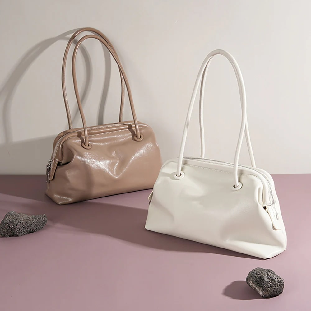 【本革 4カラー キーホルダーを贈る】 本革 韓国 トートバッグ ショルダーバッグ 斜めがけバッグ レディース ショルダーバッグ 通勤 バッグ バック カバン 韓国ファッション ハンドバッグ