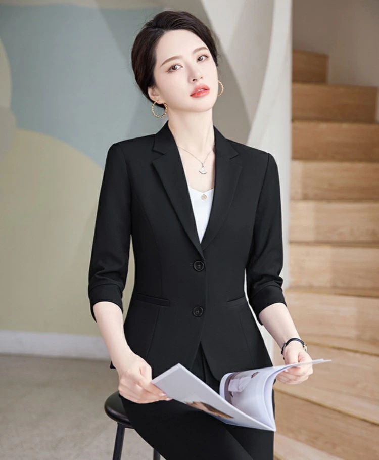 新入荷！夏物 レディース ビジネススーツ 薄手 パンツスーツ スカートスーツ通勤 オフィス トップス 制服 事務服 洗える 細身 就活 面接 大きいサイズ 　七分袖