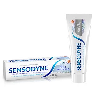 Sensodyne Toothpaste for Sensitive Teeth and Cavity Prevention Extra Whitening 120 ml (並行輸入品)