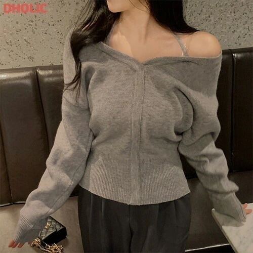 ホルターVネックオフショルニット