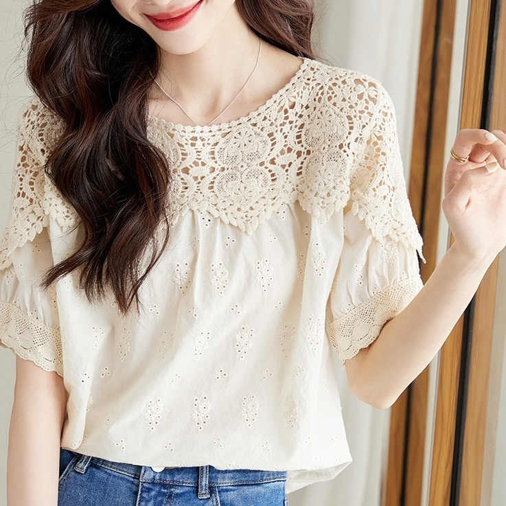 トップス ブラウス 5分袖 ラウンドネック 刺繡 レース プルオーバーミディアム丈 かわいい 大人可愛い きれいめ シンプル 上品 おしゃれ かっこいい カジュアル こなれ感 個性的 主役級 存在感