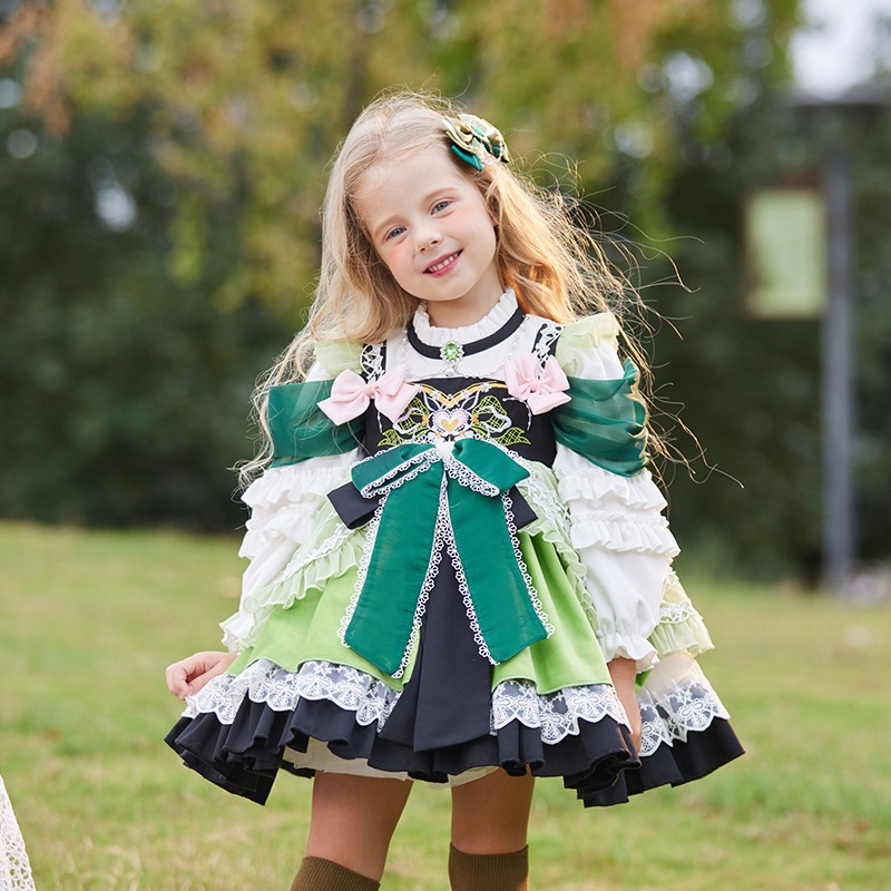 子供服 スカート 女の子 刺繍ベルベットプリンセススカート