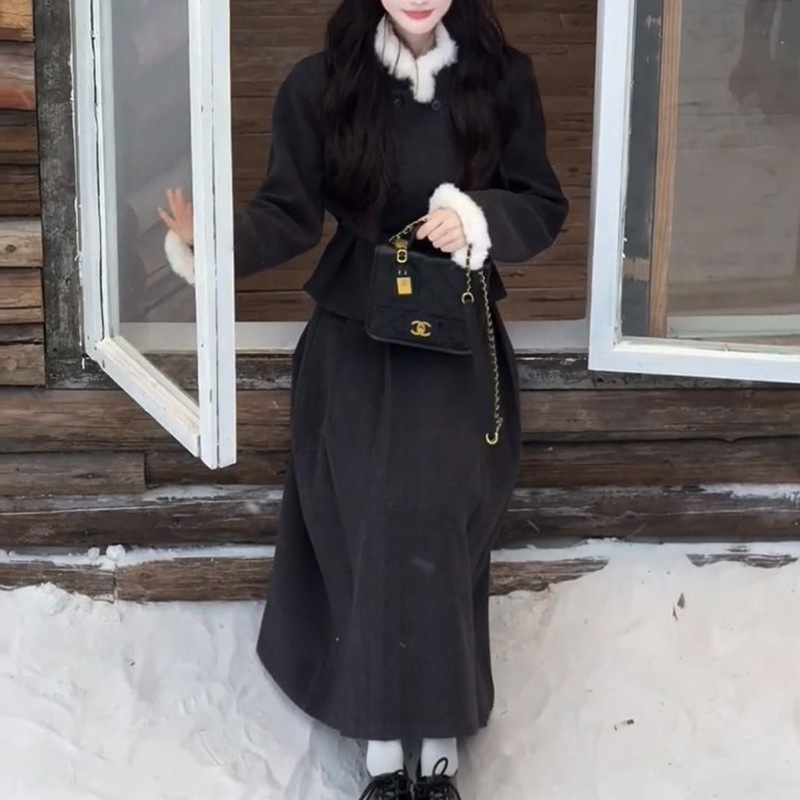 韓国風レディース秋冬ファーカラーシャネル風ジャケットとハイウエストボディコンスカートのツーピースセット