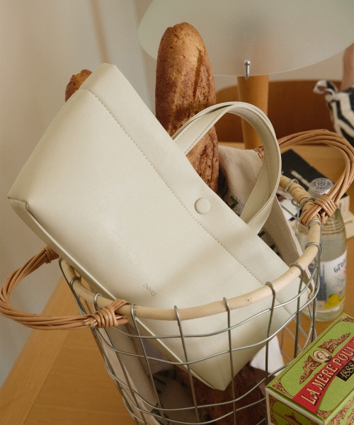 【OVHEE】 Mond Tote Bag_Cream White トートバッグ 正規品