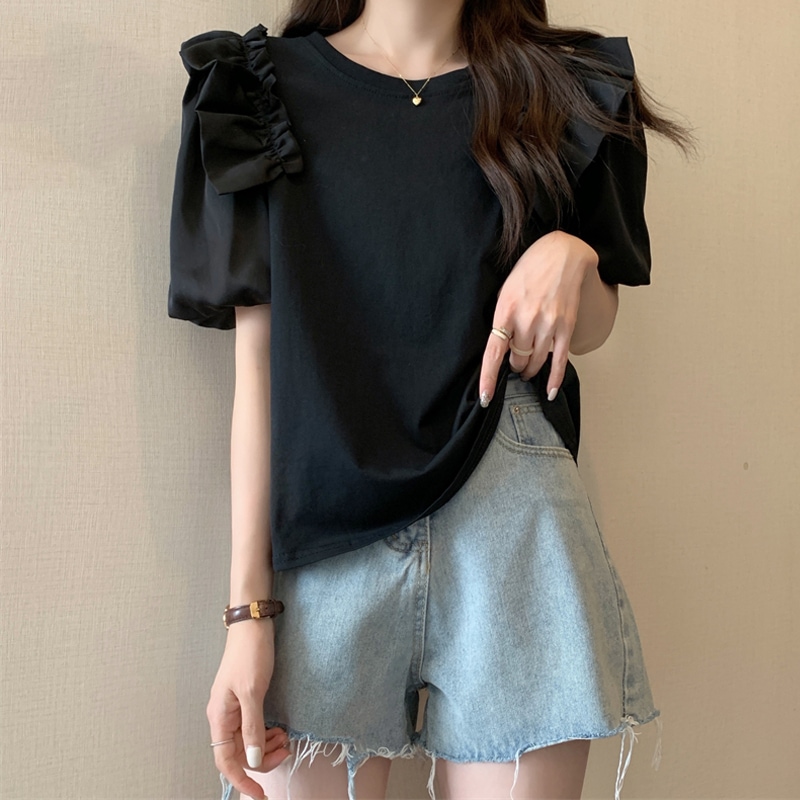 トップス Tシャツ カットソー 袖あり 半袖 Uネック ラウンドネック フリル かわいい 大人可愛い シンプル カジュアル おしゃれ お洒落 こなれ感 ラフ ラブリー キュート ガーリー 抜け感 無地