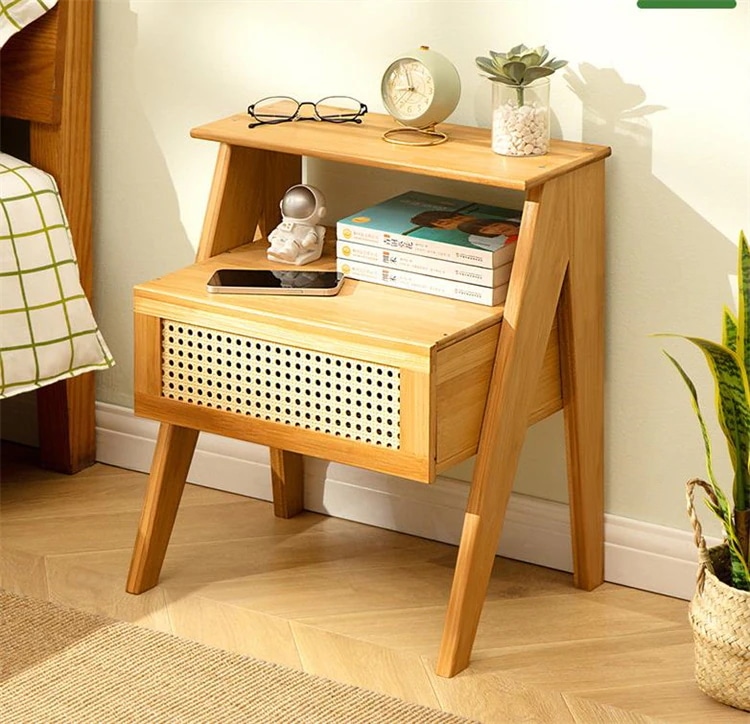 2025新品限定スタイル ナイトスタンド シンプル デザインセンス ベッドの後部収納 小型戸棚 実木戸棚 ロッカー 寝室棚 大人気 洗練された 小さいテーブル