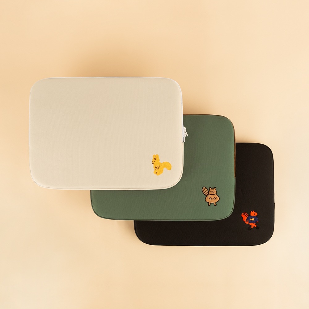 刺繍ポケットiPadノートパソコンポーチSquirrel 3種
