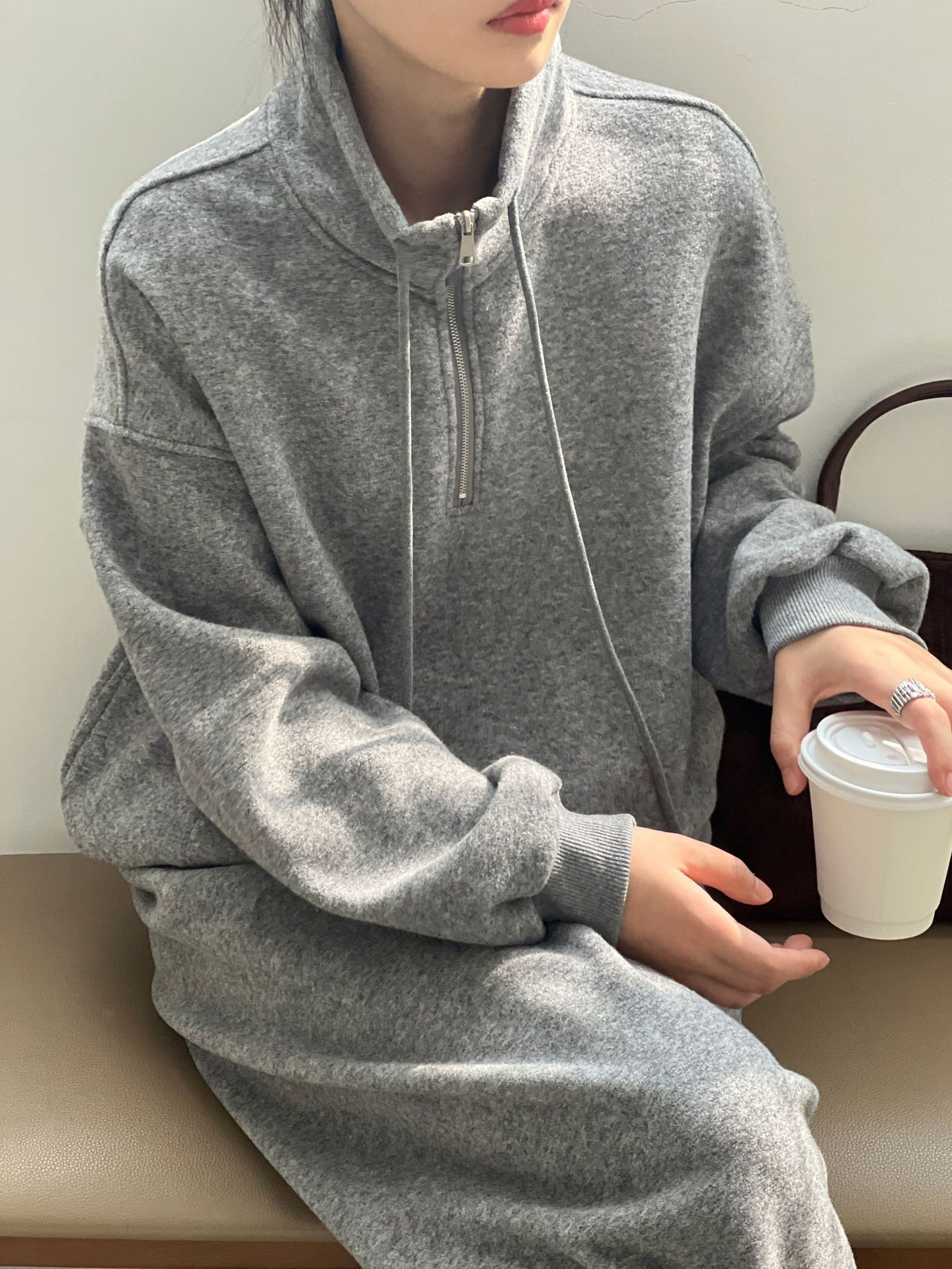 【送.料.無.料】「言双」【高.品.質/急速出荷！】韓系 2025秋冬新品 裏起毛 厚手 レディース セットアップ 運動 カジュアル セット スウエット+ズボン おしゃれ メガ割