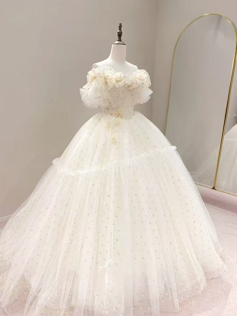 ウエディングドレス オフホワイト オフショルダー 編み上げ Aライン 憧れのドレス ソフトチュール 華やかなトレーン プリンセスライン