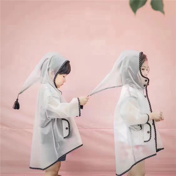 クリアレインコート/ レインポンチョ/フリンジ付き/エルフ帽子様式/キッズ/子供雨具/レイングッズ/雨カッパ/レインウエア/通園/通学/自転車/遠足/誕生日/ギフト プレゼント【管理番号:G270】 クリアレインコート/ レインポンチョ/フリンジ付き/エルフ帽子様式/キッズ/子供雨具/レイングッズ/雨カッパ/レインウエア/通園/通学/自転車/遠足/誕生日/ギフト プレゼント【管理番号:G270】