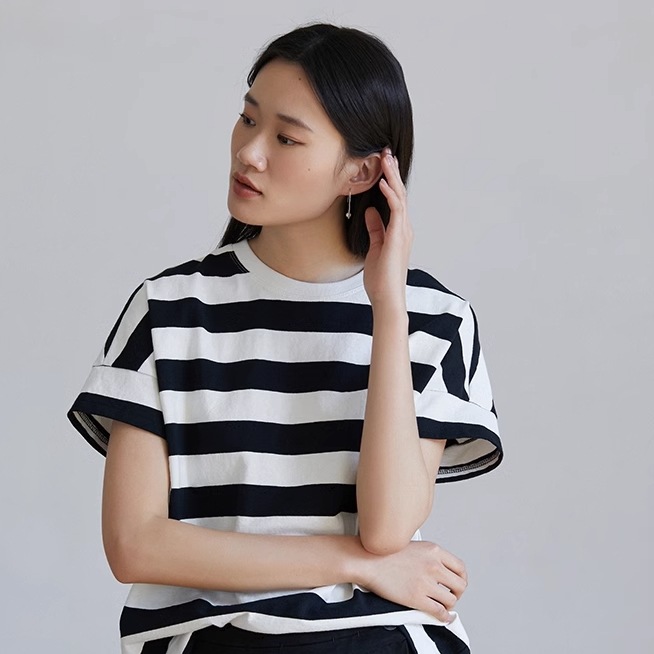 トップス Tシャツ 袖あり 半袖 ラウンドネック 襟なし 綿 かわいい 大人可愛い シンプル カジュアル 大人 おしゃれ お洒落 レトロ アジアン エスニック エキゾチック 大人女子 ラフ ルーズ 柄