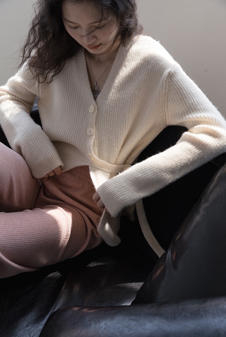 シングル ブレスト V ネック セーター 女性 スタイル 秋 長袖 ニット カーディガン トップ アプリコット パープル フリーサイズ トップス 袖あり かわいい 大人可愛い きれいめ シンプル