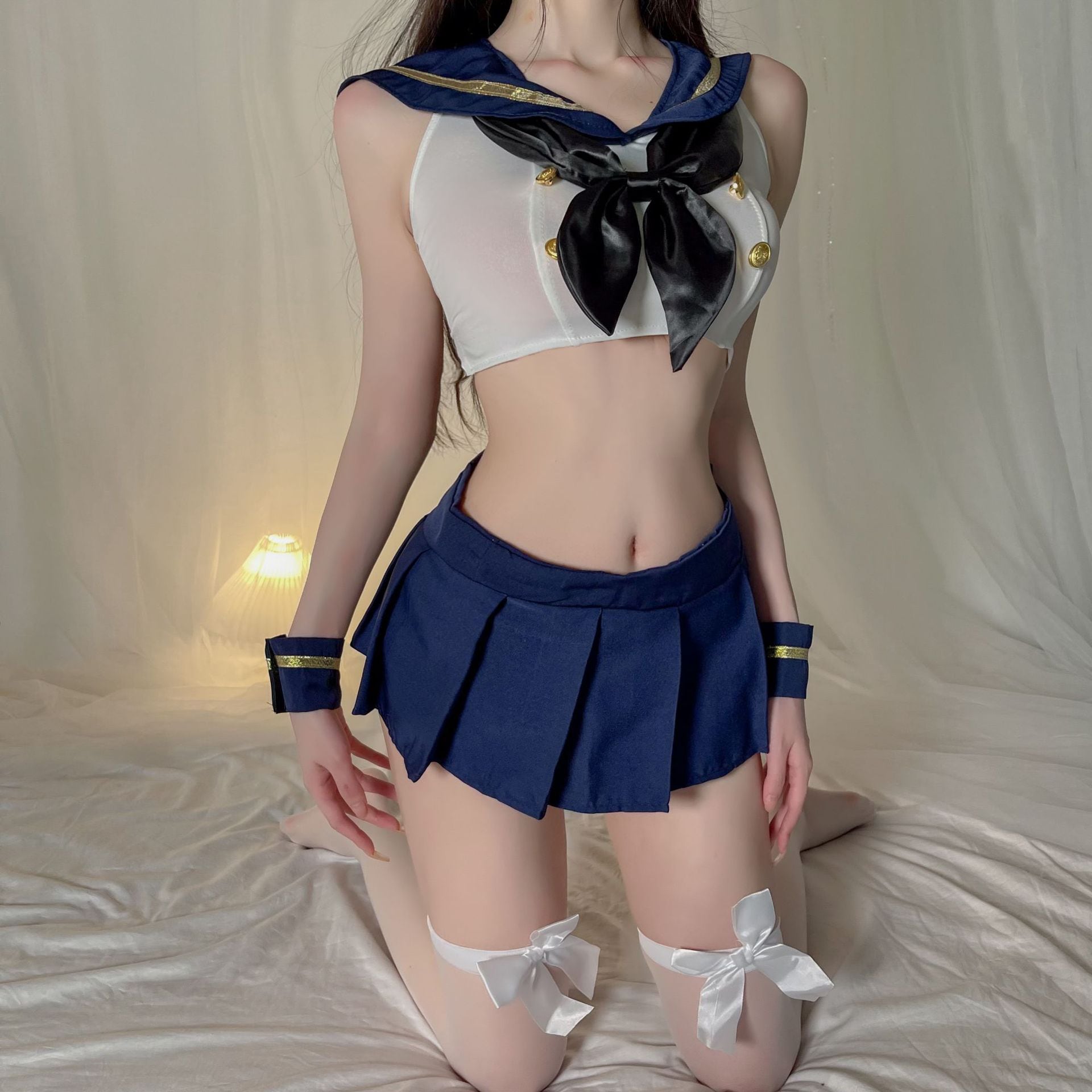 【1点ご購入 で10点プレゼントいたします】下着キャンパス蝶ネクタイ露腰プリーツスカート制服系超短外出スカートスーツ