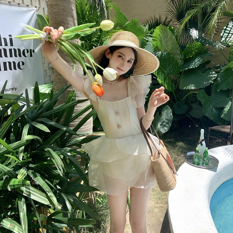 ワンピース水着 水着 ワンピース水着 ワンピース チュール フリル ハイウエスト 胸元 谷間 谷間魅せ 盛れる かわいい 大人可愛い きれいめ シンプル カジュアル ナチュラル 華やか 大人