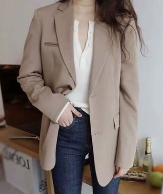 レディース ジャケット アウター 上着 ミドル丈 長袖 襟付き ポケット 大人可愛い きれいめ シンプル カジュアル 上品 おしゃれ かっこいい こなれ感 クール エレガント 無地 春 秋 会議