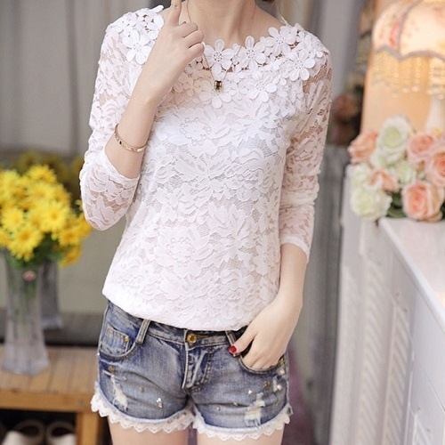 2080.花柄モチーフレーストップス(ホワイト)