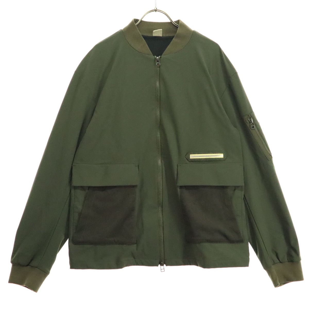 美品 長袖 ブルゾン L カーキ メンズ 古着