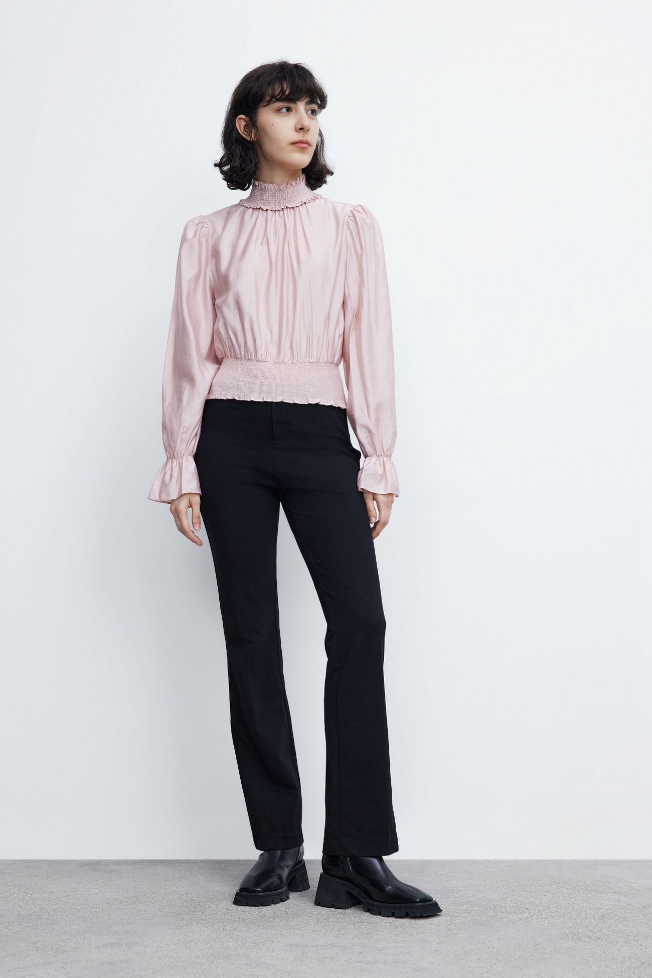 夏 春 婦人服 セレブ コートスタイル 蓮の葉襟ブラウス ふんわり フェミニン 大人カジュアル ライトピンク ホワイト S M L XL トップス 袖あり 長袖 ハイネック かわいい 大人可愛い