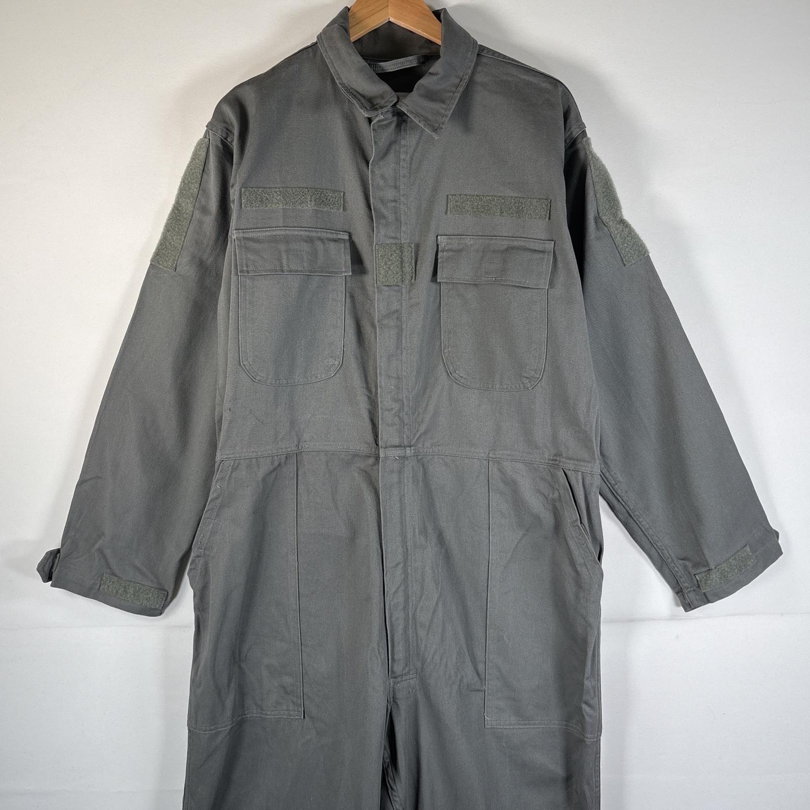 古着 ミリタリー 長袖つなぎ オールインワン ワーク 作業着 米軍実物 大きいサイズ USAF ユーティリティー L グレー系 無地 メンズ 4,950円