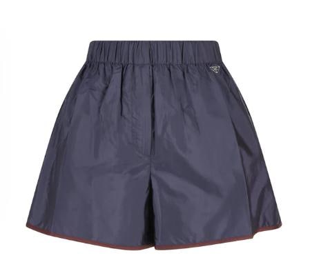 PRADA Women Shorts & Burmudas 22H9411WQ9 S OOOF04WW