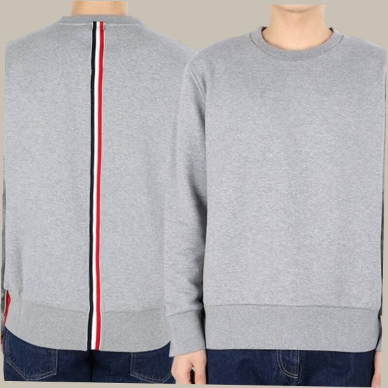 ディモント 24SS トムブラウン メンズ シグネチャー バックロゴ マンツーマン(グレー) MJT085A 03377 055