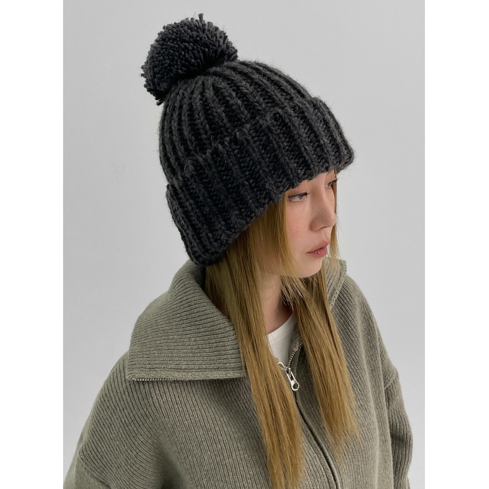 ブラックアップハバドロップニットビーニー