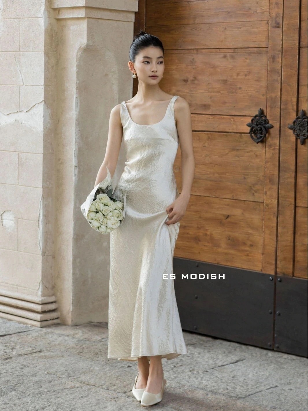 【ES MODISH】 春春冬/新作/韓国/軽やかな大人の風/無地/ホルターワンピース/大人/インナー/ウエスト/ロングスカート/女性