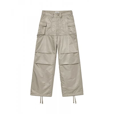 122 ブラック✖︎ゴールドの大人可愛い ハンドメイド ピアスor