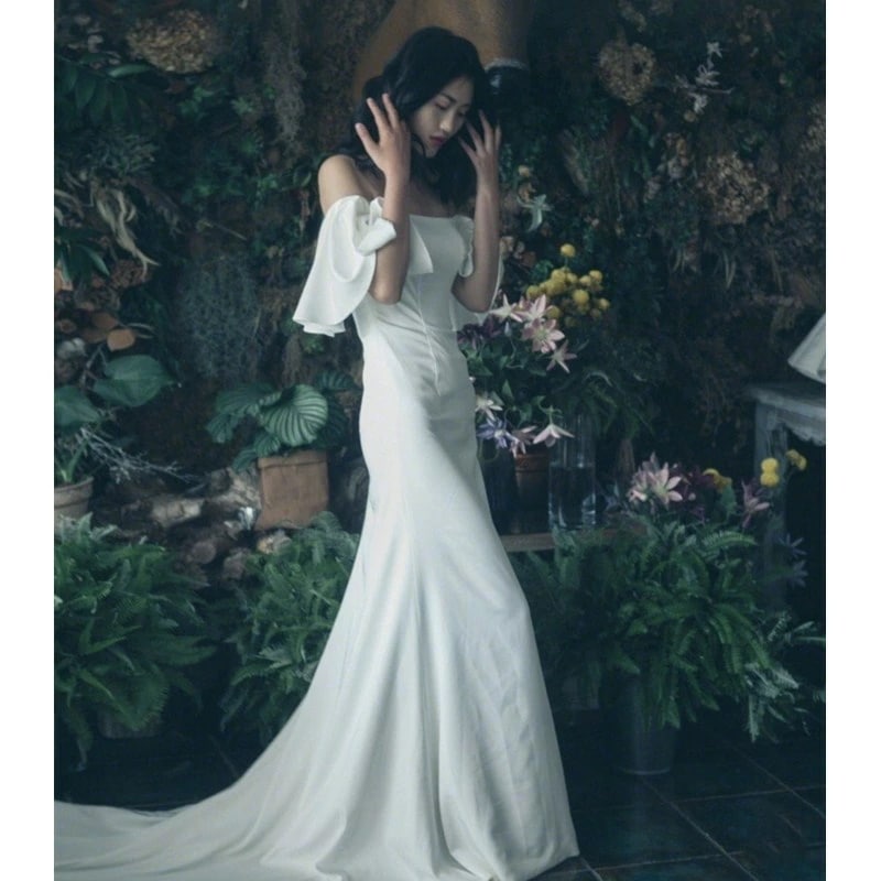 二次会ドレス ウェディングドレス オフショルダー 白 サテンドレス マーメイドドレス 結婚式ドレス ホワイト トレーンドレス ウェディング 二次会 無地 ロングドレス マーメイドライン 海外挙式 撮影