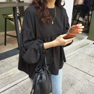 オーバーサイズ フリルブラウス ゆったり ふんわり ゆる ブラウス レギュラー丈 長袖 ボリューム袖 Uネック フレア セミフレア シフォン フリル ウエストマーク 切り替えデザイン 薄手 かわいい