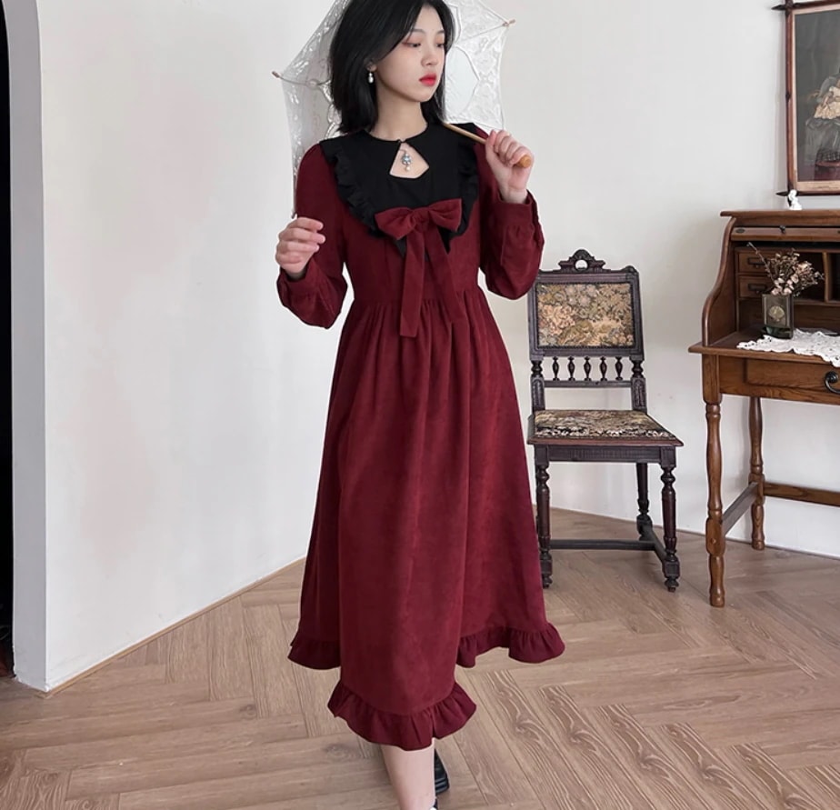 ワンピース ロングスカート ロング丈 袖あり 長袖 ラウンドネック Aライン フリル リボン ハイウエスト かわいい おしゃれ お洒落 レトロ メンズライク ガーリー 無地 秋 冬 10代 20代