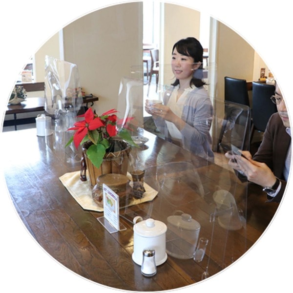 飛沫防止 透明 パーテーション/衝立 中：約H450W500mm PET樹脂製 透明板 接客 飲食店 店舗 受付 打ち合わせ