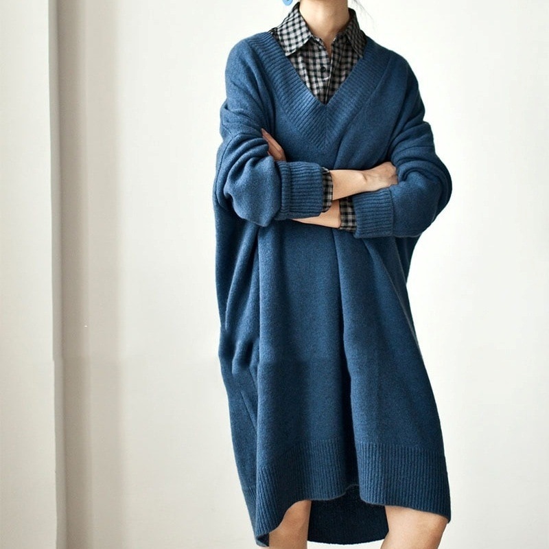 ニットワンピース 膝丈ワンピース Vネック 長袖 袖リブ レディース 韓国 オルチャン 青 ブルー ブラウン ベージュ ストレート Iライン ロングニット 暖かい モテ スリム スマート