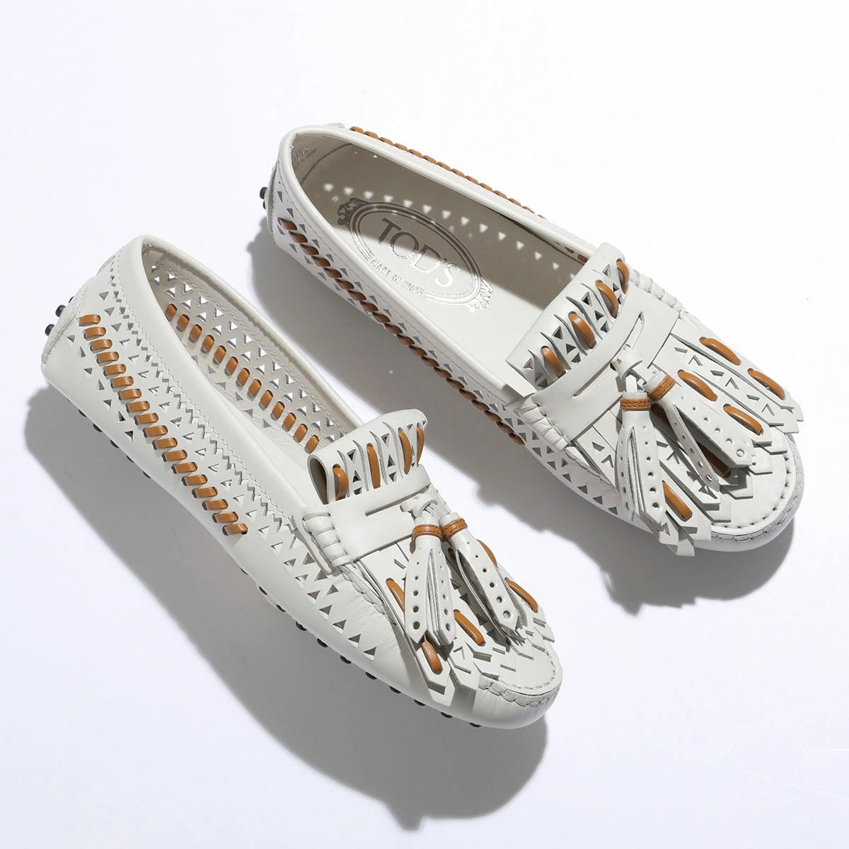 TODS トッズ ドライビングシューズ XXW00G0DN70NB6 レディース レザー パンプス モカシン タッセル フリンジ シューズ 靴 B015
