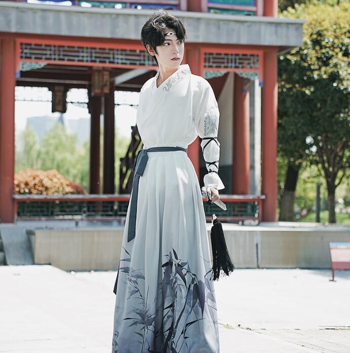 メンズ漢服 ハロウィン コスプレ衣装 漢服 刺繍 中国漢代 衣装 古風 漢風 美男子 コスプレ衣装 ハロウィン 衣装 学園祭 文化祭 イベント 舞台劇 オペラ コスチューム 撮影衣装 大きいサイズ漢服