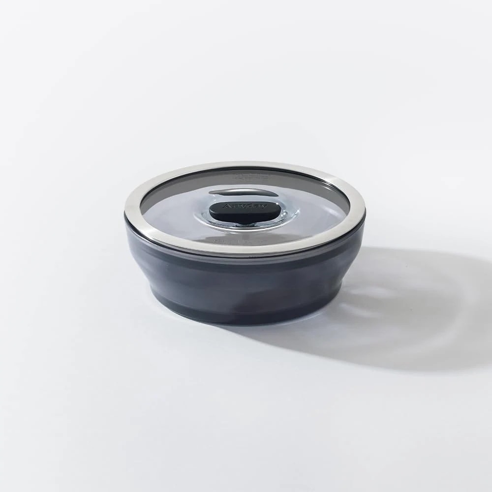 18cm 浅型ディッシュ ブラック【レシピブック付き】エニデイ 電子レンジ皿 ガラス保存容器 蓋付き 蒸し ロースト サービング 食品の保存用 耐熱ボウル【国内正規品】