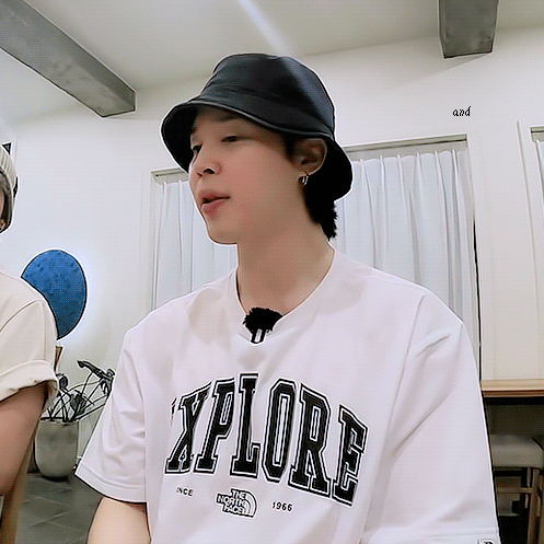 韓国正規品保証 関税負担なし BTS JIMIN じみん ジミン 着用 NT7UP06J NT7UQ50J EXPLORER S/S R/TEEデイリー 基本 着装 男子 女子 人気 韓国 ファッショ