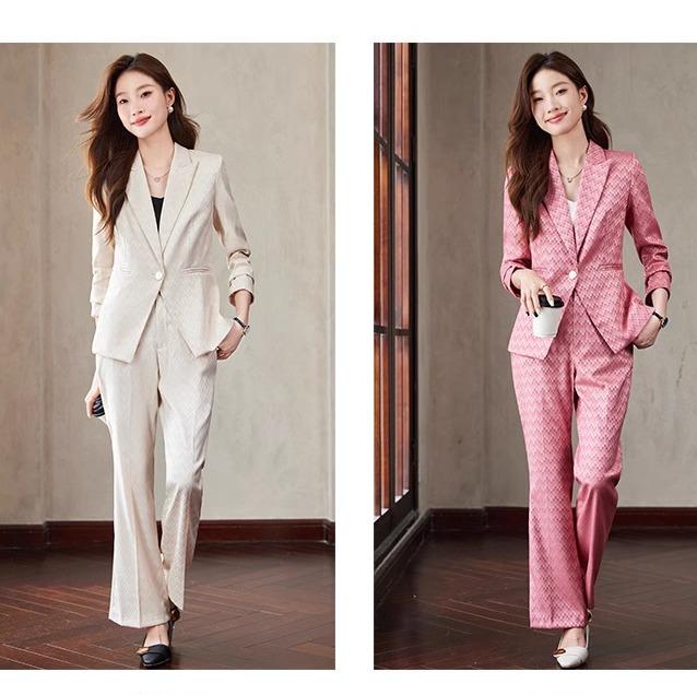レディース セットアップ パンツスーツ スリムフィット ピンク オフホワイト チェック 格子柄 ジャケット スーツ襟 １つボタンック ラグジュアリー フォーマル フェミニン モダン オフィススタイル