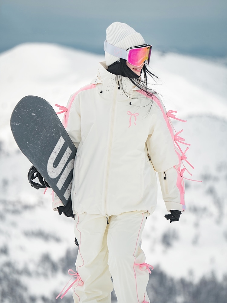 スノボウェア 2025 2026 耐水圧20000mm 上下セット ジャケット パンツ リボン おしゃれ 韓国風 メンズ レディース スノーボードウェア スノーウェア スキーウェア 黒白ピンク