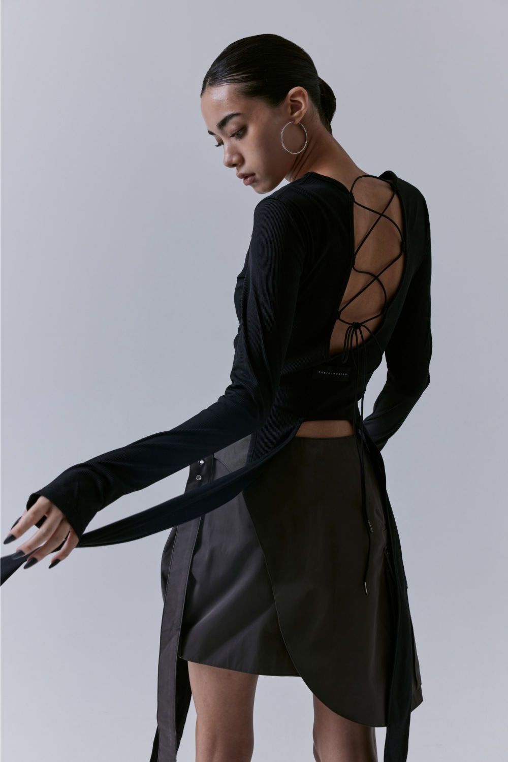 【TREEMINGBIRD】 BACK-LESS STRAP LONG SLEEVE : BLACK 12,320円