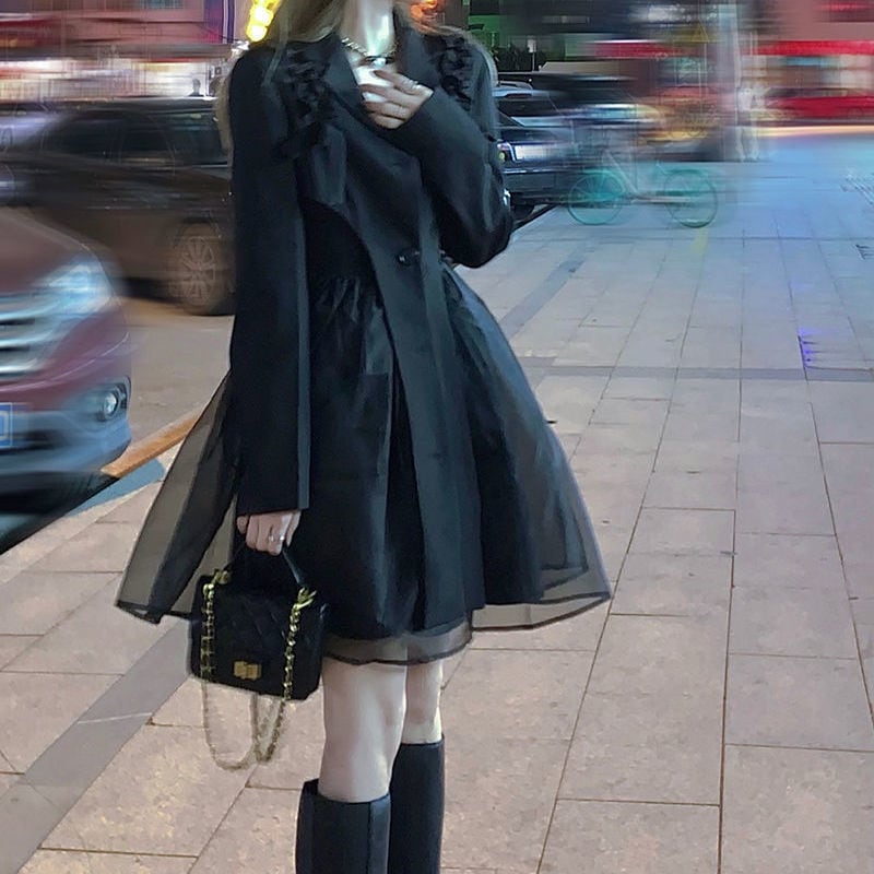 セット女性の春と秋の黒ヘップバーン風高級スーツジャケット甘いクールなメッシュホルタードレス2点セット セットスーツジャケット甘いクールなメッシュホルタードレス2点セッ