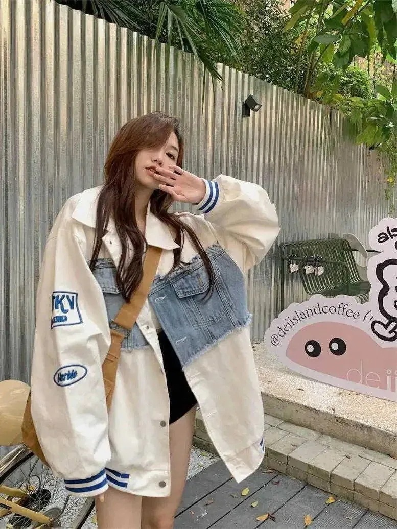 【2枚購入で100円OFF】今買いたいが特売！コート チェスターコート ジャンパー スウェット アウター デニムジャケット 保温 パーカー セミロング丈 防寒 長袖 トレンチコート 秋 新作 2025 5,017円