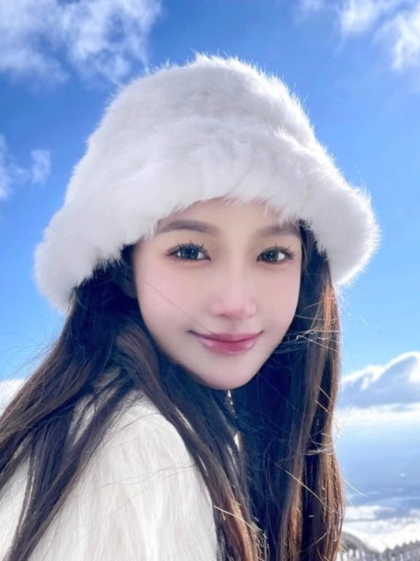 レディース 帽子 おしゃれ 秋冬 春夏 ハット 防寒 保温 小顔効果 耳 隠れる ファー 旅行 アウトドア 白 アンバー グレー オールシーズン