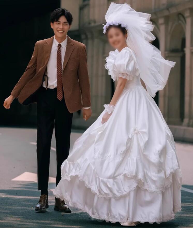 超目玉 ウェディングドレス ロングドレス 花嫁ドレス 高級感 前撮り カラードレス 同窓会 イブニングドレス 撮影用のワンピース パーティードレス お姫様ドレス セクシー 発表会 スレンダー 上品 エ