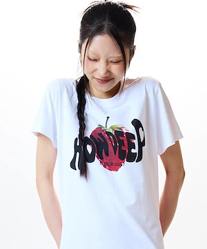 【LUV IS TRUE】IM LV グラフィックTシャツ♡ Qoo10 LUV IS TRUE IM LV TEE ロゴ 半袖 プリント