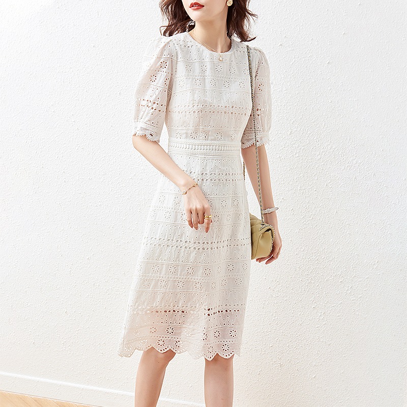 ワンピース 膝丈 ひざ丈 膝下 袖あり 半袖 ラウンドネック レース 綿 コットン かわいい 大人可愛い きれいめ シンプル カジュアル 大人 上品 おしゃれ お洒落 レトロ 大人女子 こなれ感 ラフ